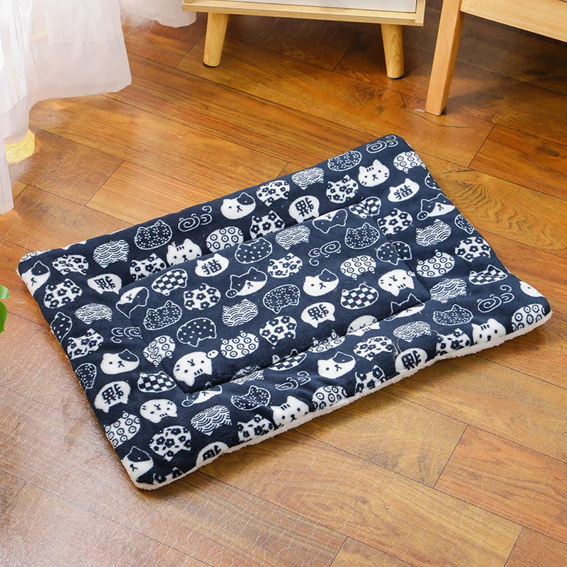 Thick Flannel Sleeping Mat
